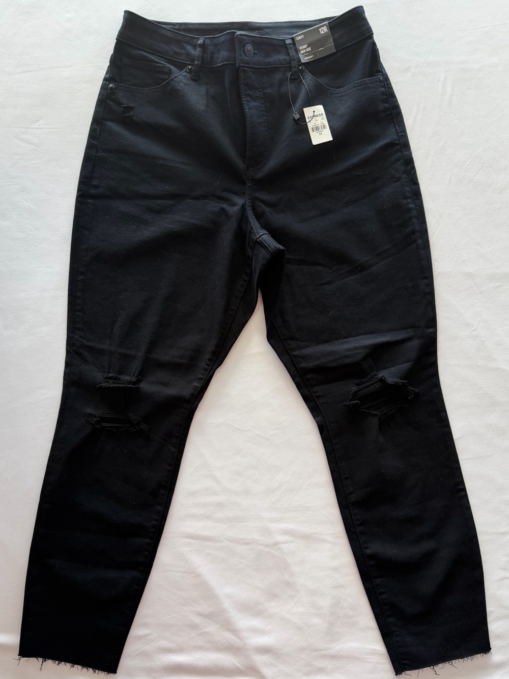 NWT Express Curvy High Rise Supersoft Skinny Distressed Jeans Women’s 12R